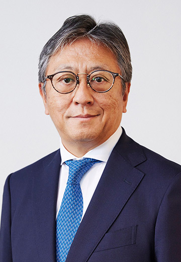 戸張 志知人